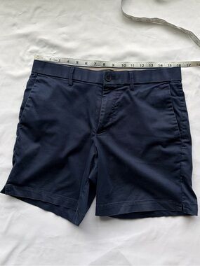 Banana Republic 7 in Navy Chino Shorts Men’s 30